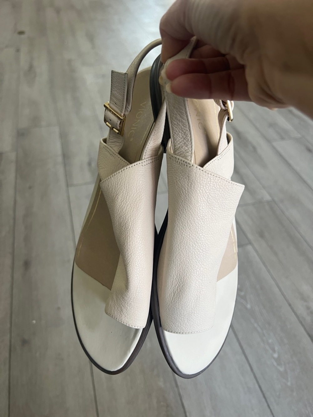 Vionic Ella Cream Leather Slingback comfort support Sandals size 11 - Picture 3 of 9